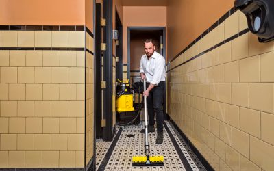 Dispense-and-Vac_yellow/black – Restroom Vacuuming 023f